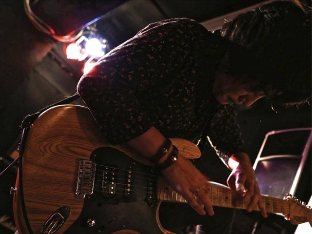 TRIAL effector musician demonstration
