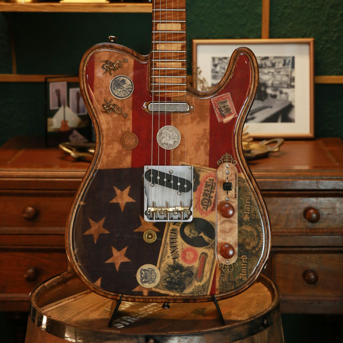 WALLA WALLA GUITAR 	Maverick Pro Crystal OLD MONEY