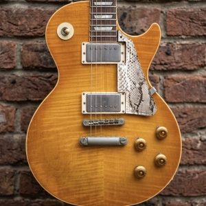 WIZARD LEATHER 本革製ピックガード(レスポール)